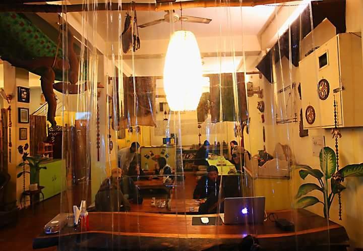 Bona Cafe Restaurant & Sala Guest House - Varanasi — Photos 1